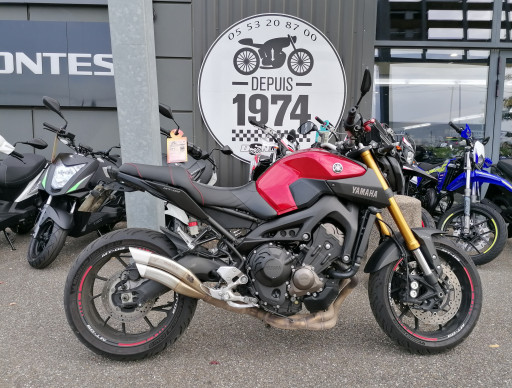 YAMAHA MT-09 / € PAR MOIS / DSN MOTOS 47