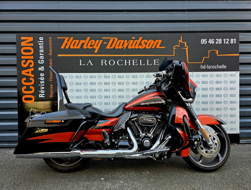 HARLEY-DAVIDSON TOURING STREET GLIDE 1868 CVO