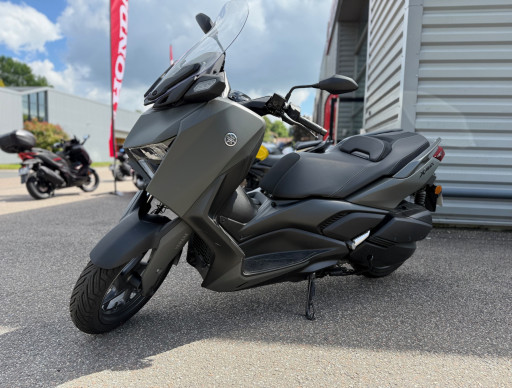 YAMAHA XMAX 300 2025
