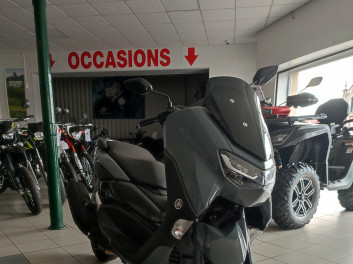 YAMAHA NMAX 125