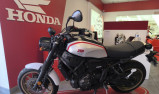 YAMAHA XSR 700