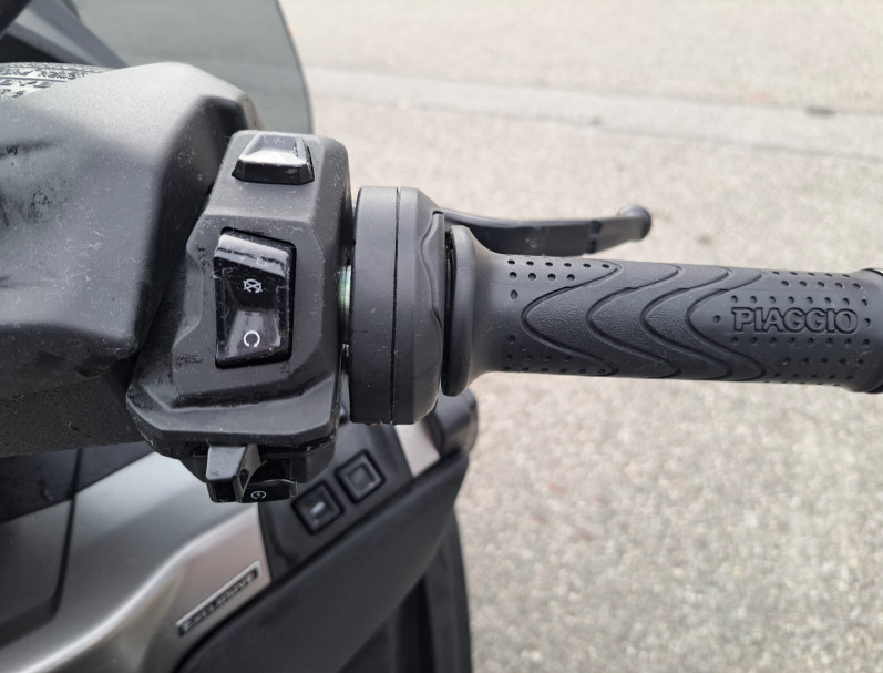 PIAGGIO MP3 530 HPE EXCLUSIVE