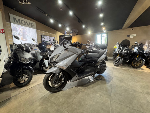YAMAHA XP T-MAX 530 LUX MAX