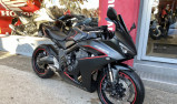 CBR 650 R E-CLUTCH AKRAPOVIC