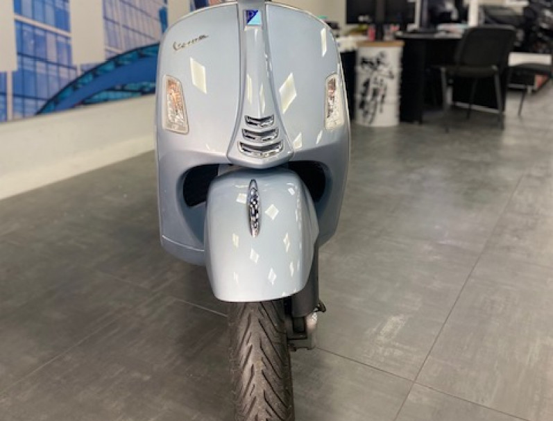 VESPA GTS 125 