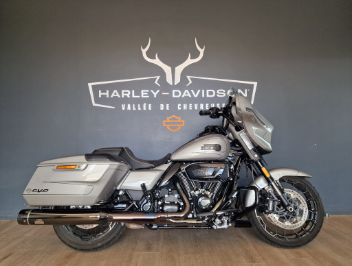 HARLEY-DAVIDSON TOURING STREET GLIDE 1977 CVO 