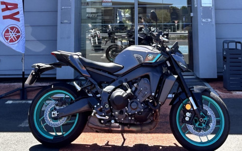YAMAHA MT-09  Y-AMT