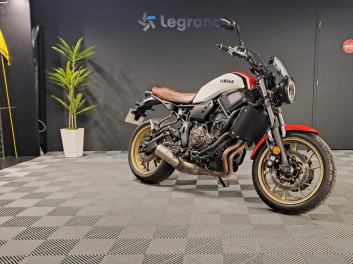 YAMAHA XSR 700 ABS