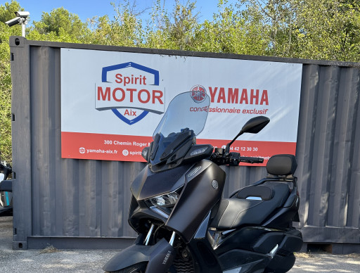 YAMAHA XMAX 300 Tech Max