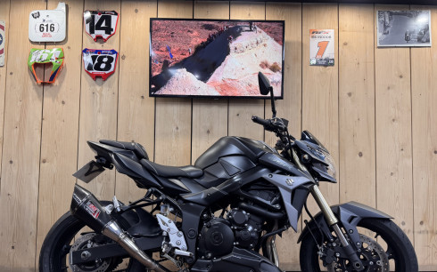 SUZUKI GSR 750 / GARANTIE 12 MOIS 
