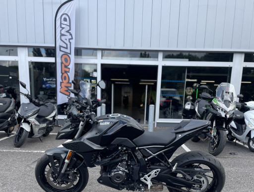 SUZUKI GSX-8S