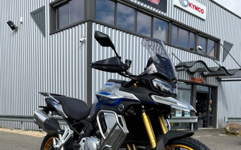 VOGE DS900X