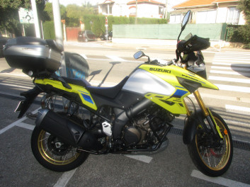 SUZUKI DL 1050 V-STROM DE