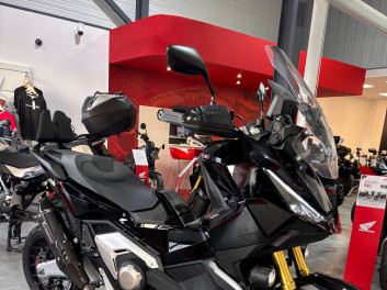 HONDA X-ADV 750