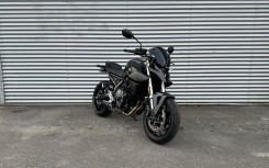 SUZUKI GSX-8S