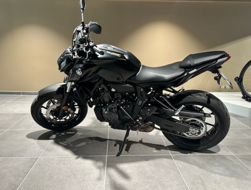 YAMAHA MT-07