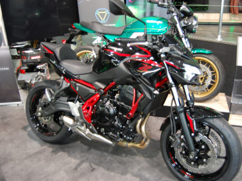 KAWASAKI Z 650 (47.5CV)