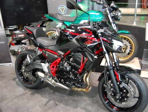 KAWASAKI Z 650 (47.5CV)