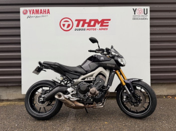 YAMAHA MT-09