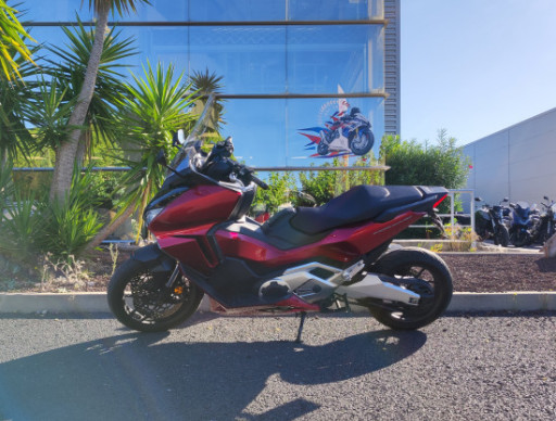 HONDA FORZA 750 ABS
