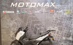 YAMAHA X-MAX 300 TECH MAX + 800kms