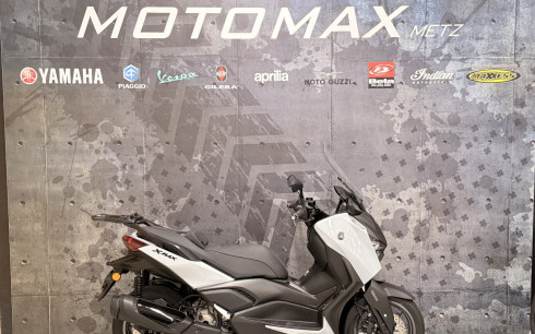 YAMAHA X-MAX 300 TECH MAX + 800kms
