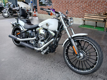 HARLEY-DAVIDSON SOFTAIL BREAKOUT 1690 GARANTIE 12 MOIS