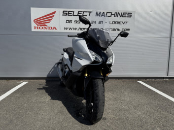 HONDA FORZA 750 A2