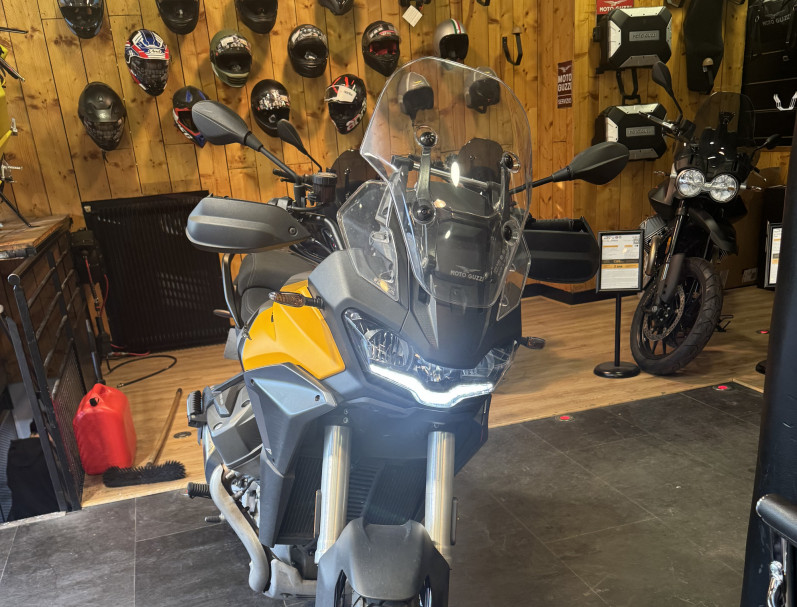 MOTO GUZZI STELVIO