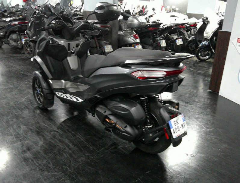 PIAGGIO MP3 530 HPE 2022 17700KM