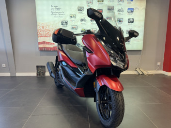 HONDA FORZA 125 TOP BOX