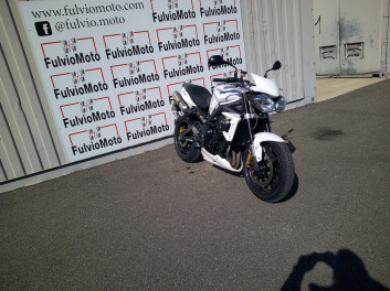 TRIUMPH STREET TRIPLE 675 R OCCASION N°21243