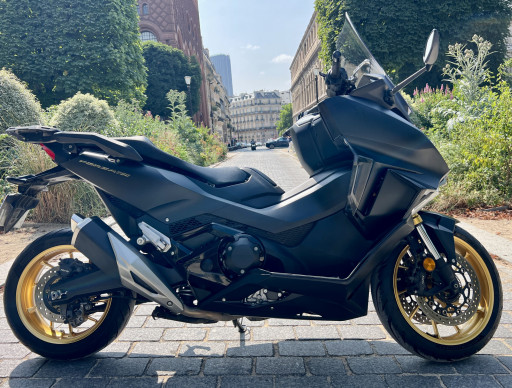 HONDA NSS FORZA 750 12.000 kms