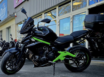 KAWASAKI ER-6N 600