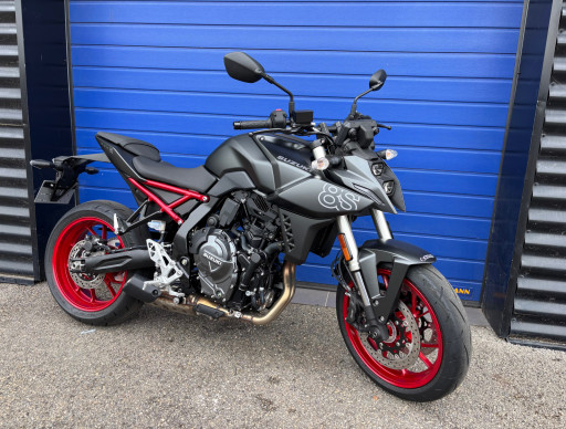 SUZUKI GSX-8S NOIR MAT A2 