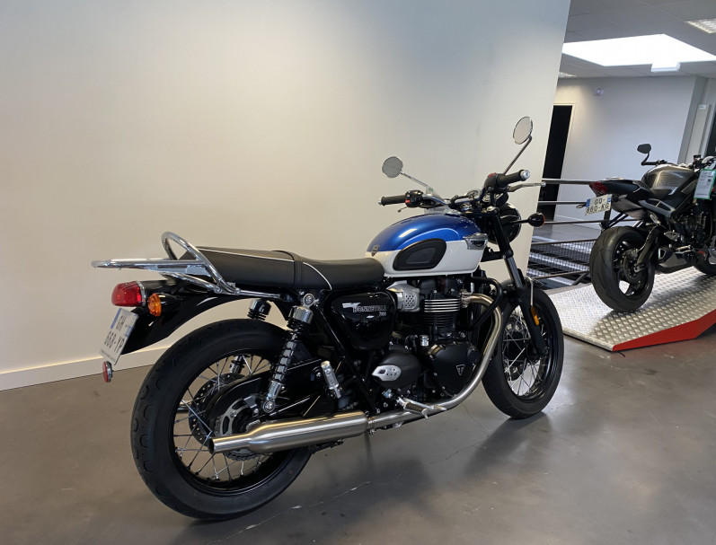 TRIUMPH Bonneville T100