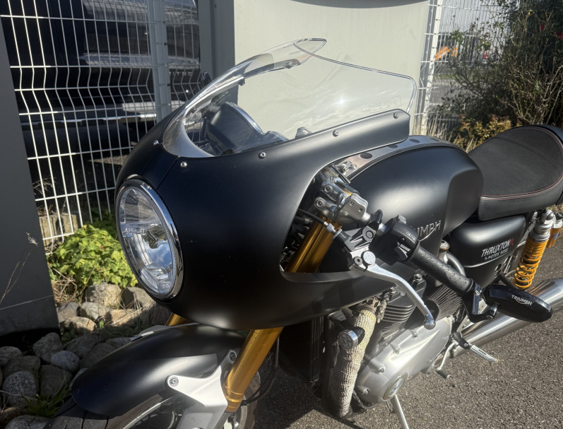 TRIUMPH THRUXTON 1200 R