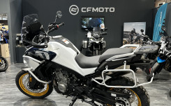 CF MOTO 800 MT EXPLORE EDITION BLANC 1500€ De Remise *