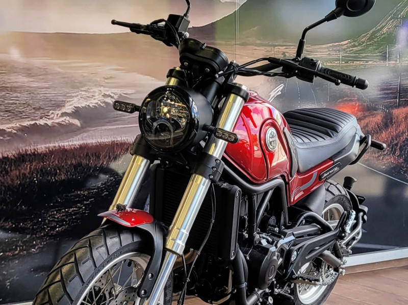 BENELLI LEONCINO 500 T