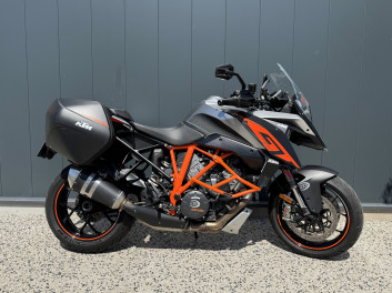 KTM 1290 SUPER DUKE GT 2018