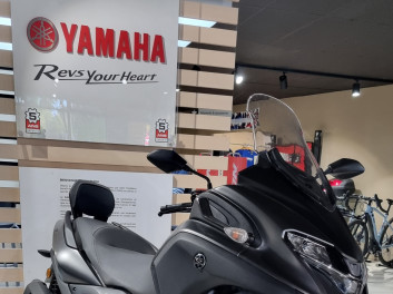 YAMAHA TRICITY 300