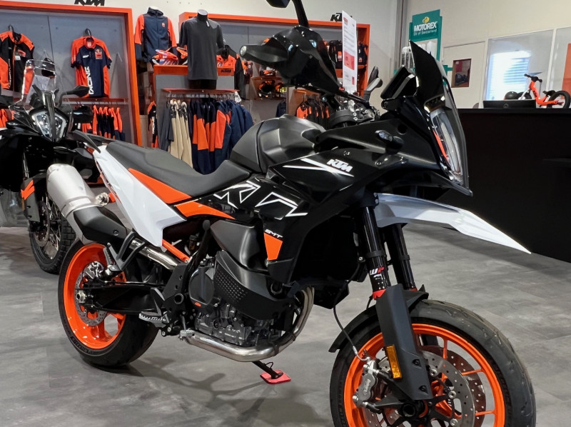 KTM 890 SMT