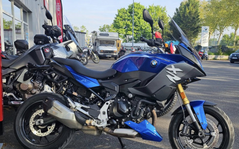 BMW F900 XR