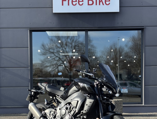 YAMAHA MT-10
