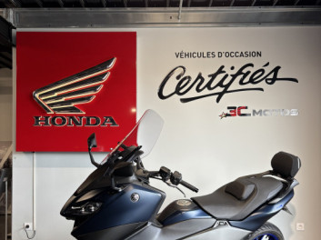 YAMAHA TMAX 560 XP