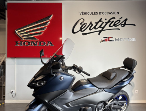 YAMAHA TMAX 560 XP