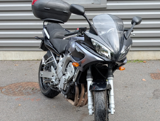 YAMAHA FZ6 600 FAZER