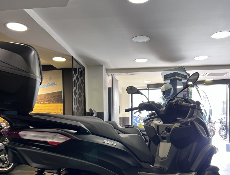 PIAGGIO MP3 530 HPE EXCLUSIVE