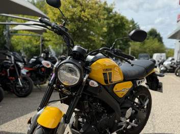 YAMAHA XSR 125