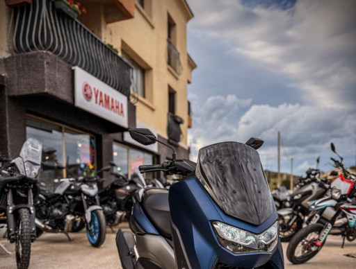 YAMAHA NMAX 125